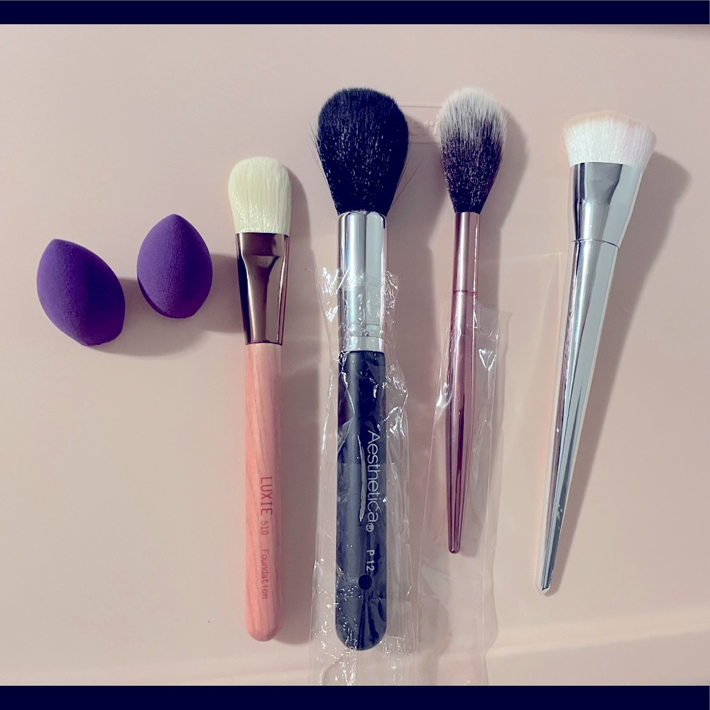 5 piece face brush bundle